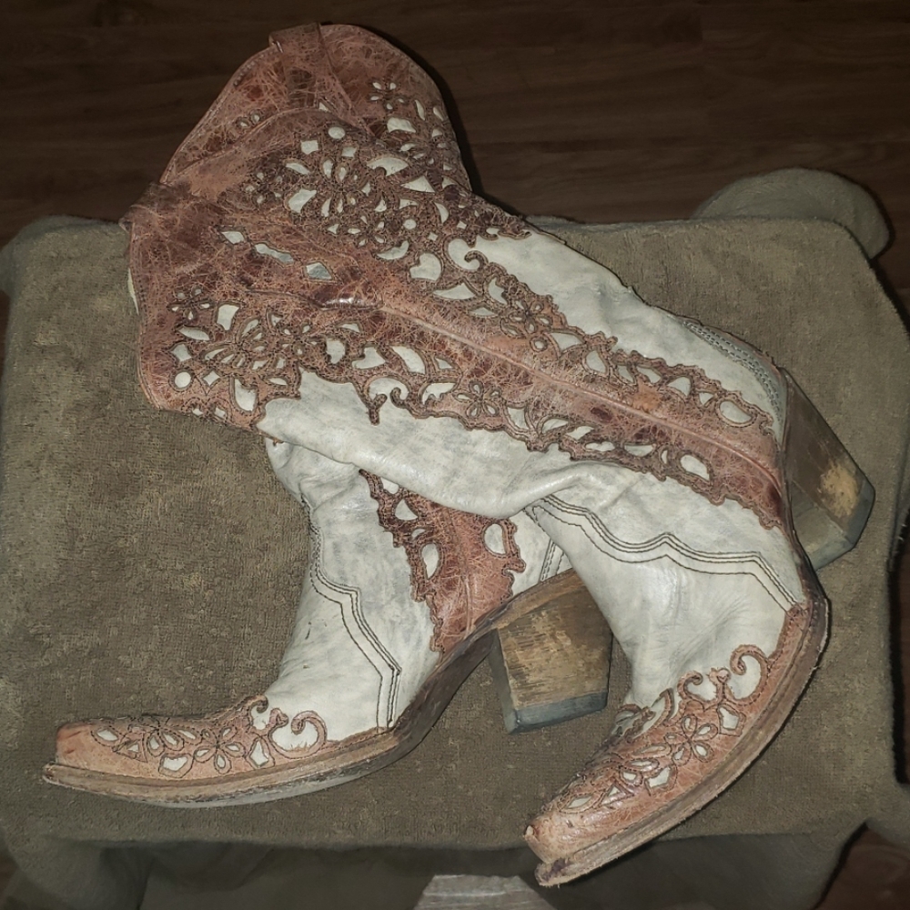 Corral-Addison Sand Cognac Laser Overlay Boots